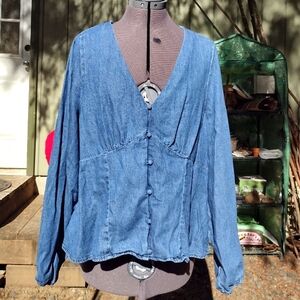 Levi's blue jean blouse sz 1 x